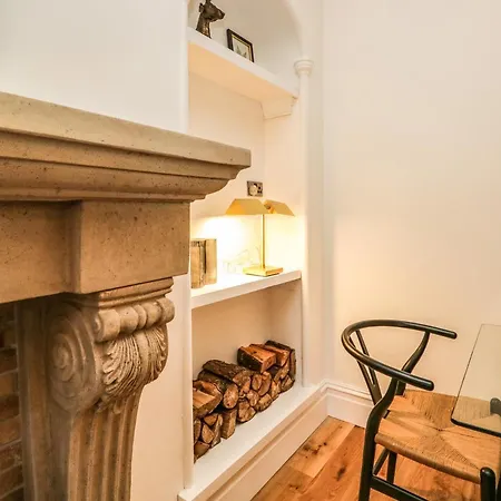 Apartment Stones Throw *